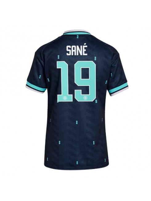 Tyskland Leroy Sane #19 Replika Borta Kläder Dam VM 2026 Kortärmad Tyskland Leroy Sane #19 Replika Borta Kläder Dam VM 2026 Kortärmad